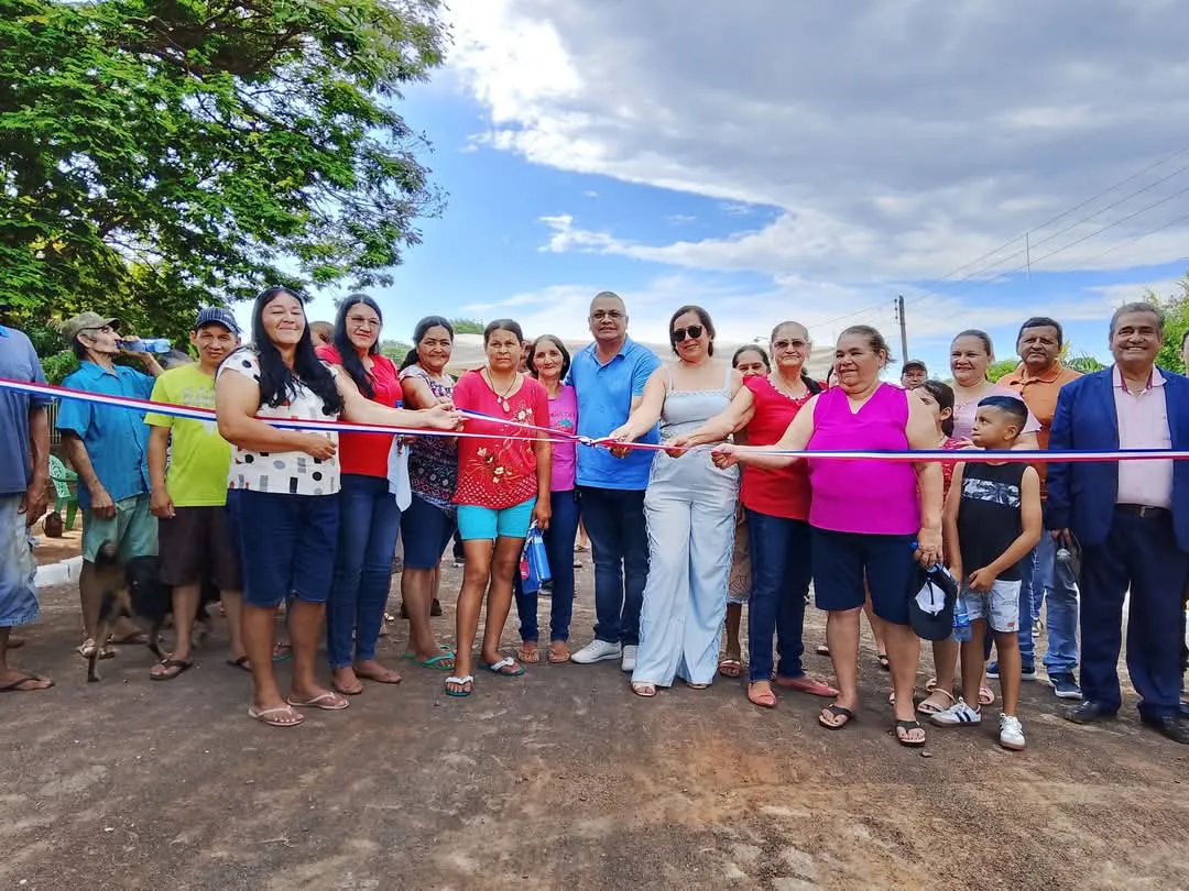 Inauguración de más de siete cuadras de empedrado en el Barrio San Miguel de Zanja Pytã