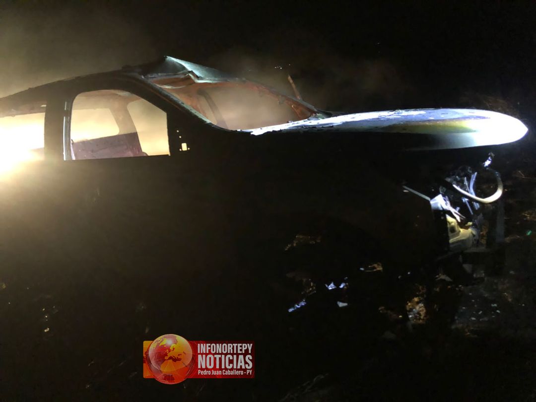 Incineran camioneta en barrio periférico de Pedro Juan