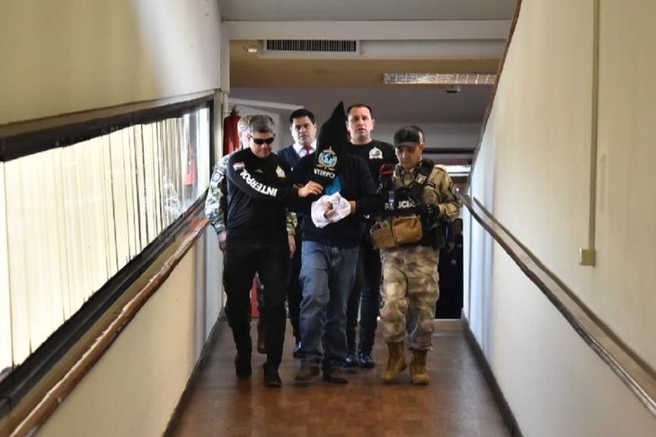 Miguel Insfrán, alias Tío Rico, llega a Paraguay tras ser extraditado del Brasil