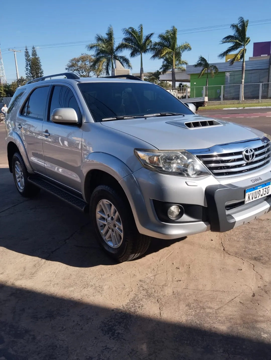 Asalto en Ponta Porã: hombres armado roban una camioneta