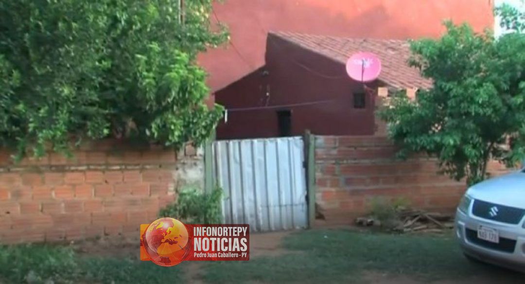 Asesinan a empleada de pastor investigado y prófugo