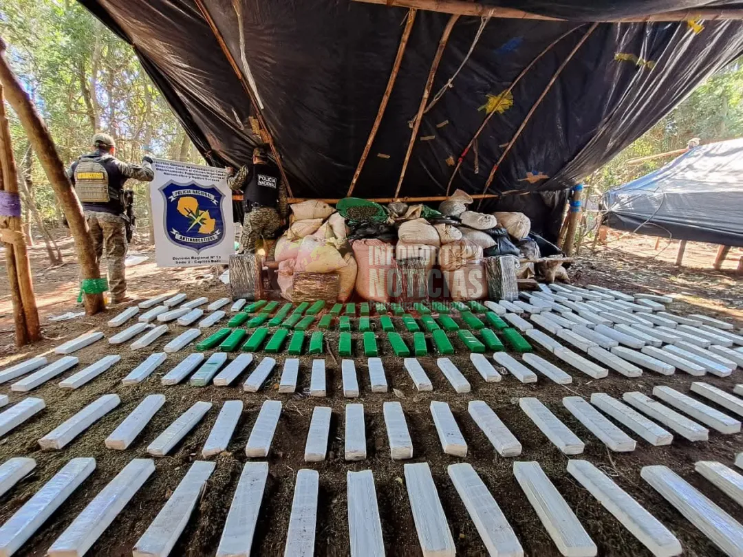 Allanamiento en Capitán Bado culmina con incautación y destrucción de más de una tonelada de marihuana