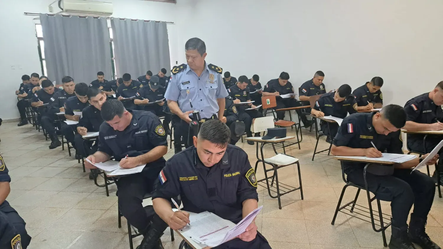 Suboficiales de Amambay rinden pruebas para ascender de grado en la Policía Nacional