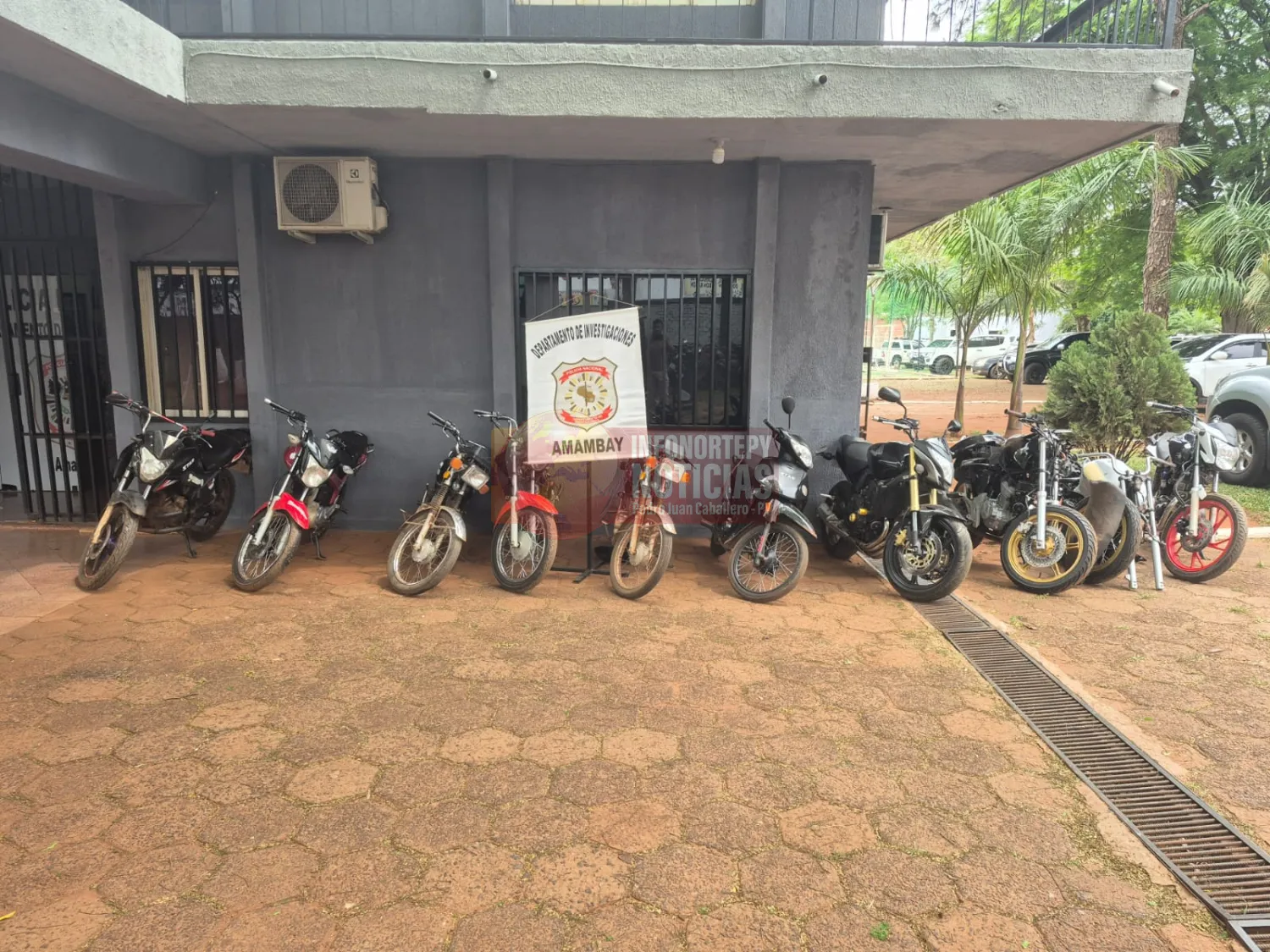 Recuperan diez motocicletas y detienen a tres personas en Pedro Juan durante allanamientos