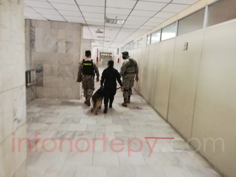 Alerta maxima en Palacio de Justicia ante amenaza de bomba