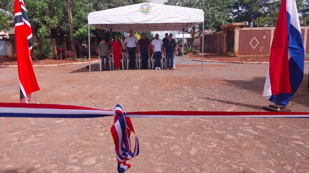 Gobernador Juancho Acosta inaugura más de 2.000 metros cuadrados de empedrado en Pedro Juan