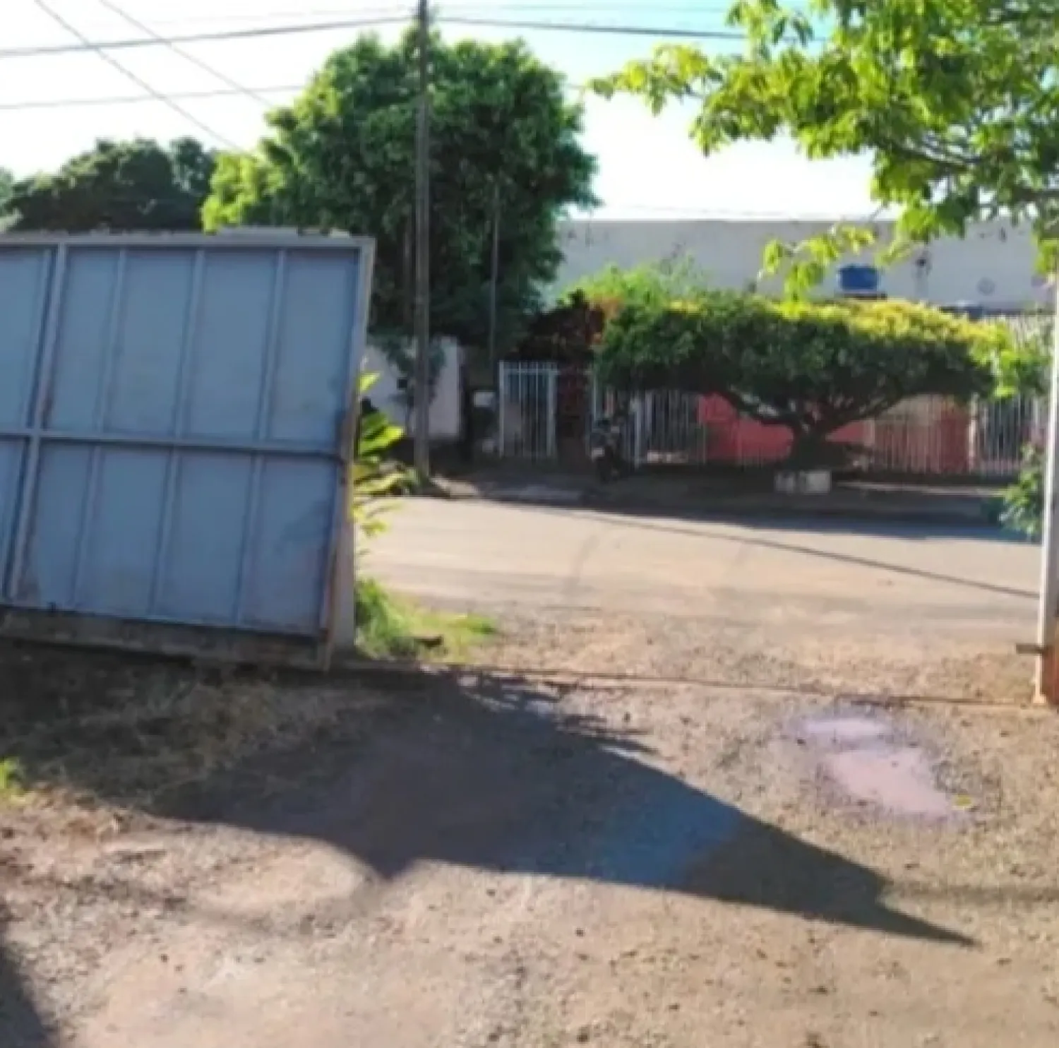 Mujer sustrae vehículo incautado tras irrumpir Comisaría de Pedro Juan