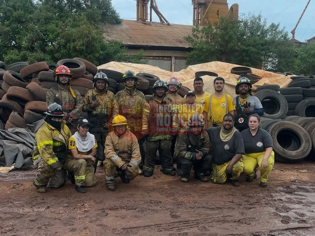 Bomberos de Pedro Juan lucharon 21 horas contra incendio de neumático