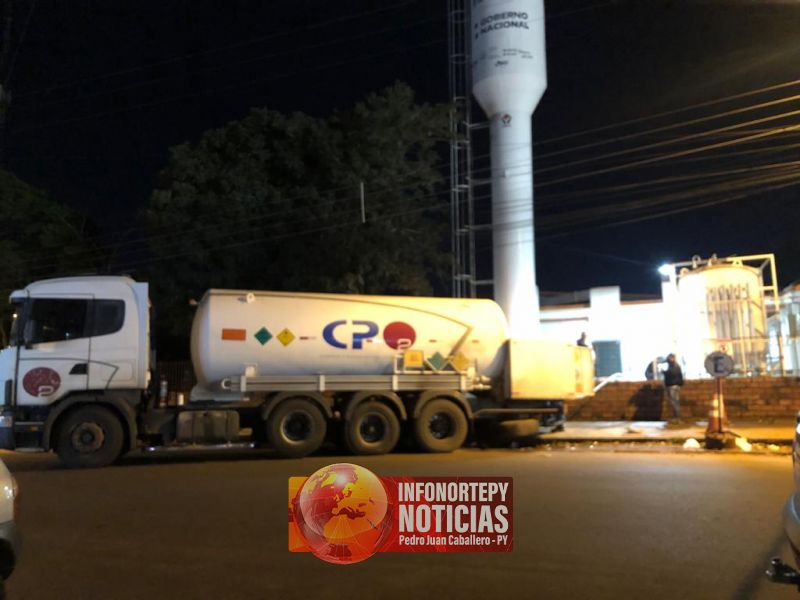 Ingresan oxígeno de contrabando desde el Brasil y autoridades del Gobierno pidieron liberación