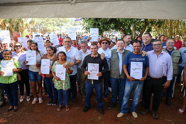 INDERT entregó títulos y realizó audiencia pública en  la Municipalidad de Cerro Corá