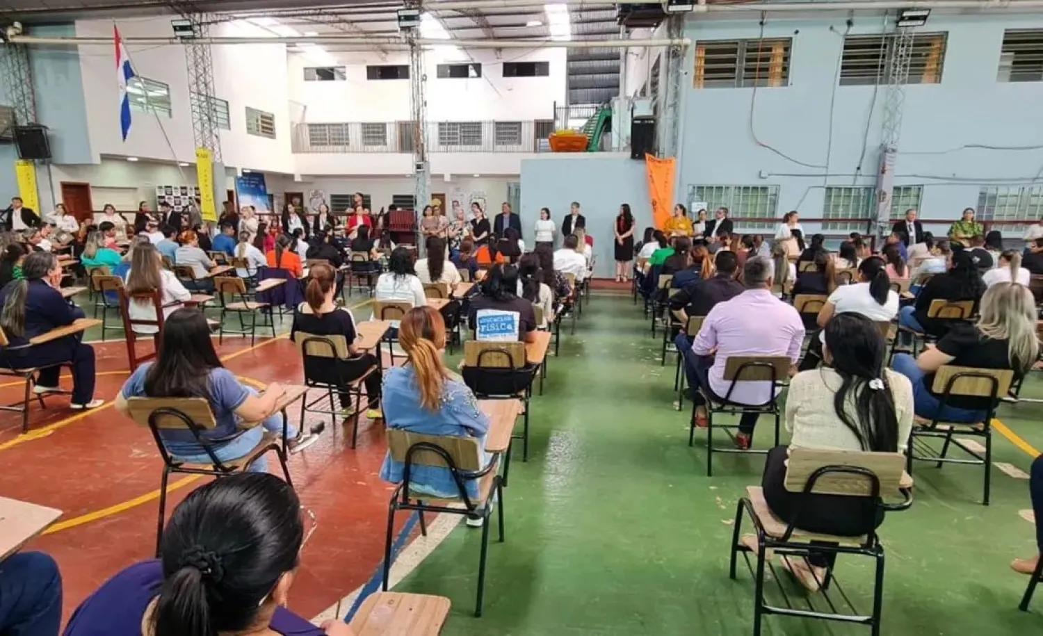 Docentes de Amambay rinden examen para Banco de Datos de Educadores Elegibles