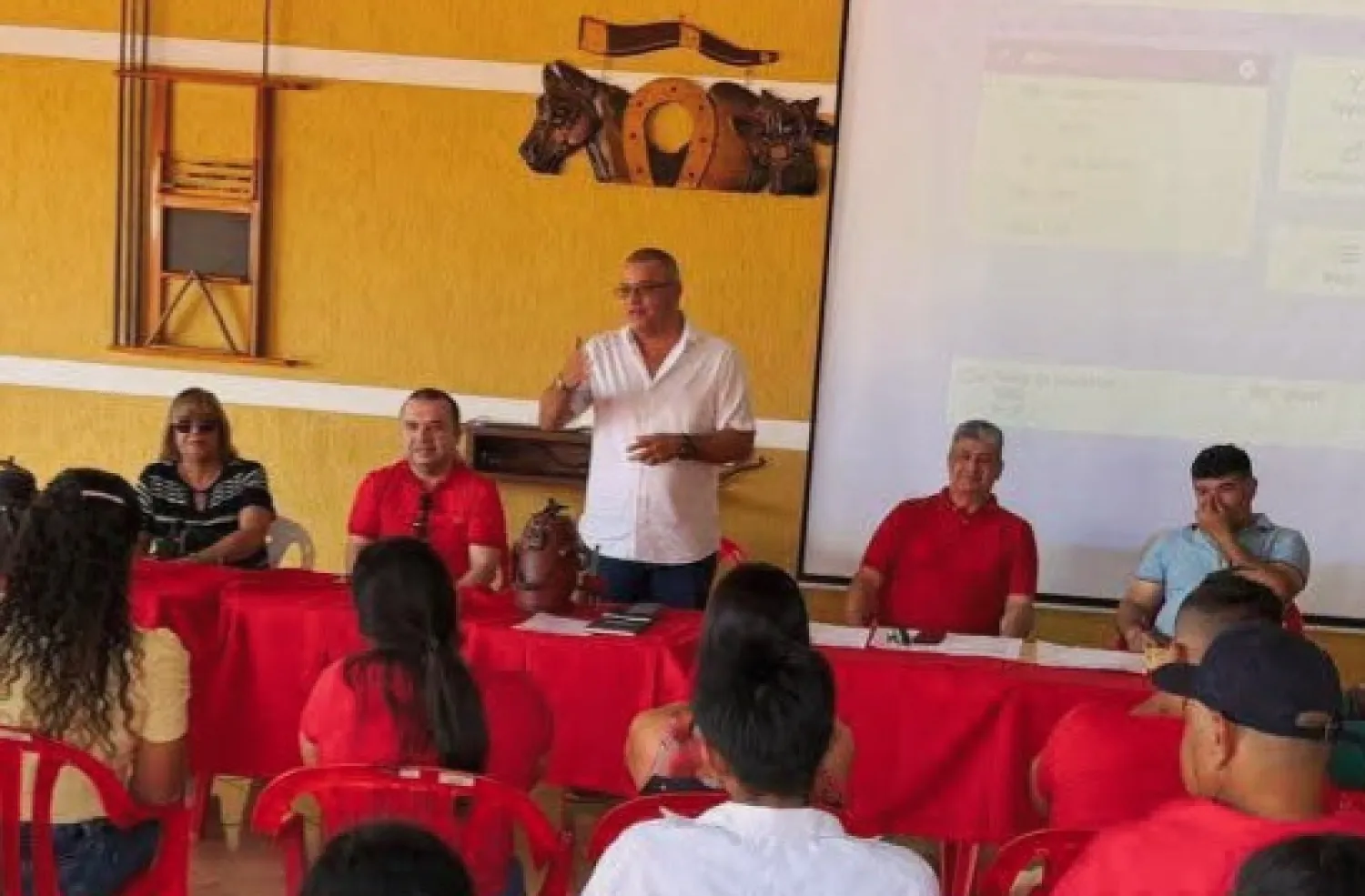 Pablino Arevalos oficializa su candidatura por Honor Colorado en Zanja Pytã