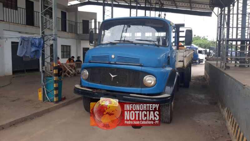 Delitos Económicos de Pedro Juan pidió supuestamente a vendedor de piña 5 mil real