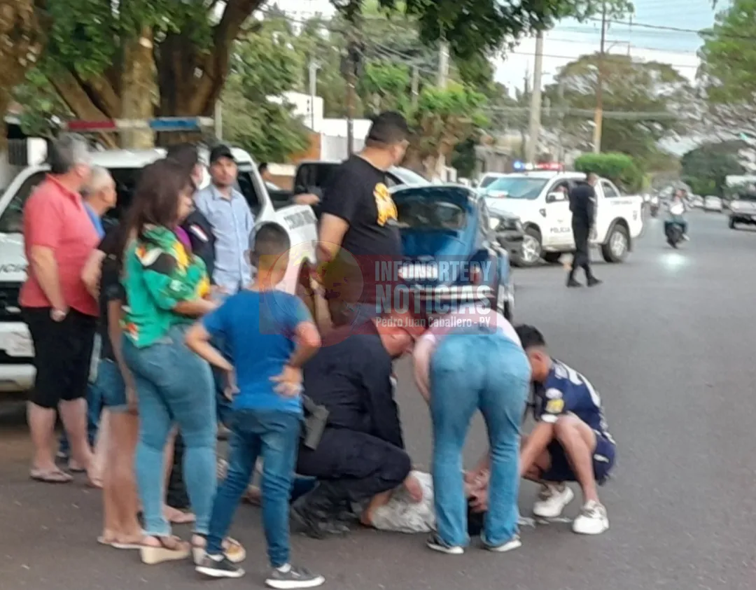 Motociclista herido tras choque contra automóvil en Pedro Juan