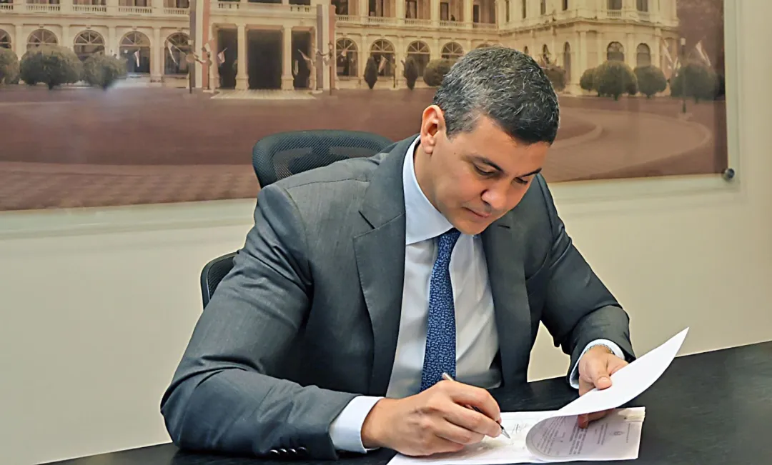 Ejecutivo decreta asueto para el Miércoles Santo
