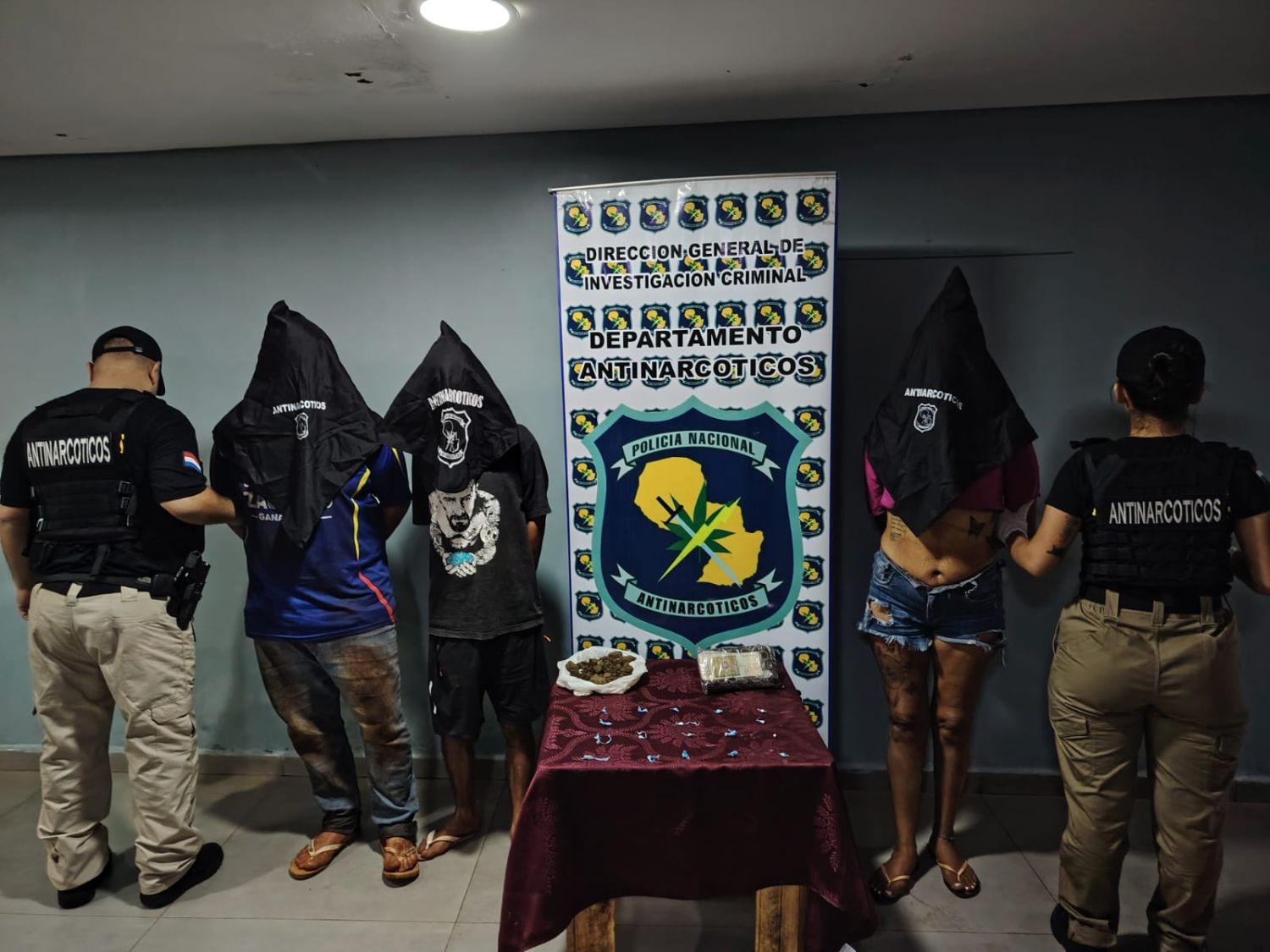 Allanamiento en barrio General Genes deja detenidos y drogas incautadas en Pedro Juan