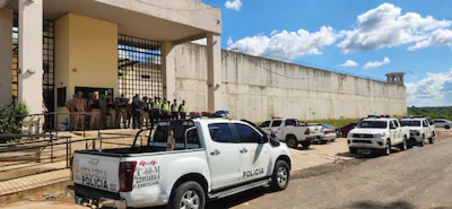 Amotinamiento en cárcel de mujeres de Emboscada mueve a la Policía