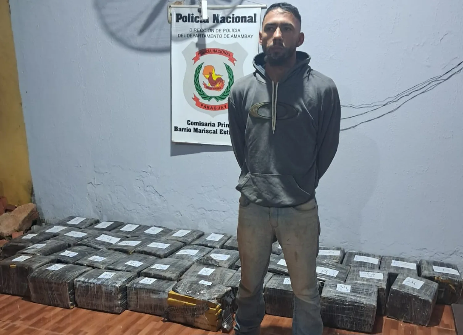 Cae hombre con tobillera electrónica transportando más de media tonelada de marihuana en Pedro Juan