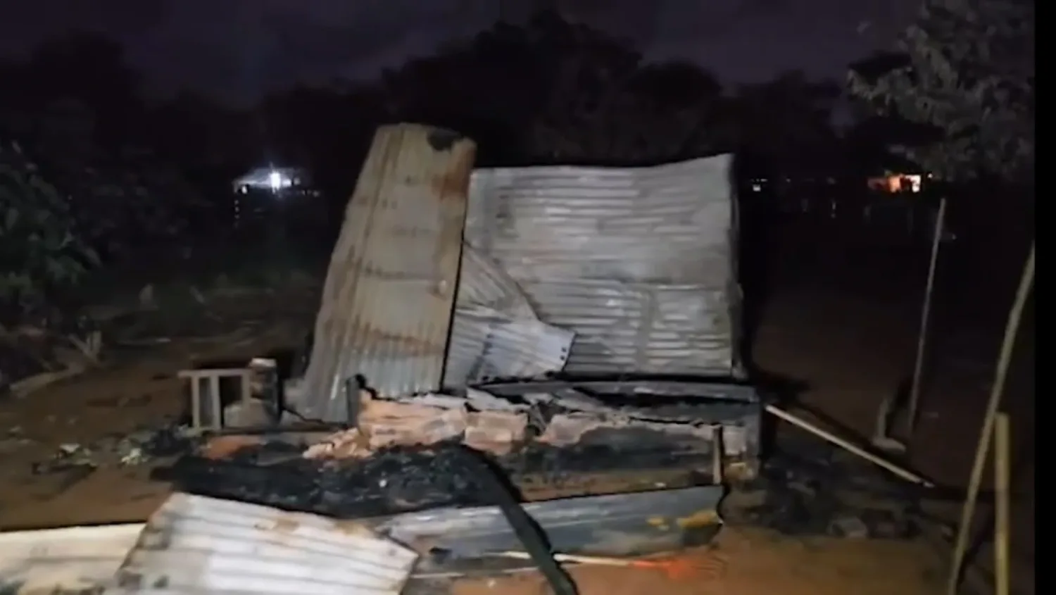 Niña de 3 años muere en un voraz incendio que consumió una precaria vivienda en Caaguazú