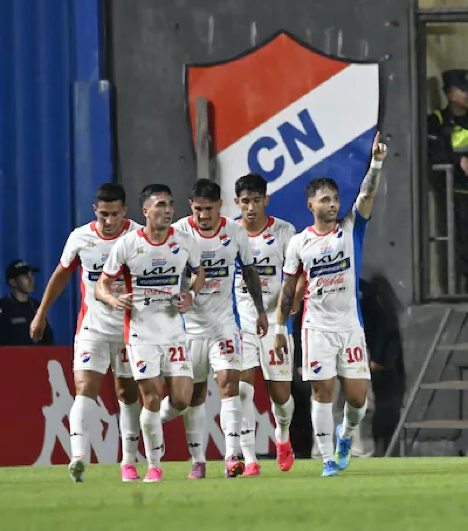 Olimpia cayó ante Nacional por 2 a 0