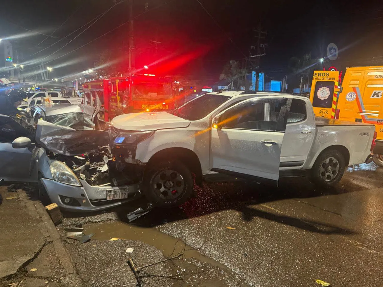 Accidente de tránsito deja dos heridos sobre la Ruta PY07 en Ciudad del Este