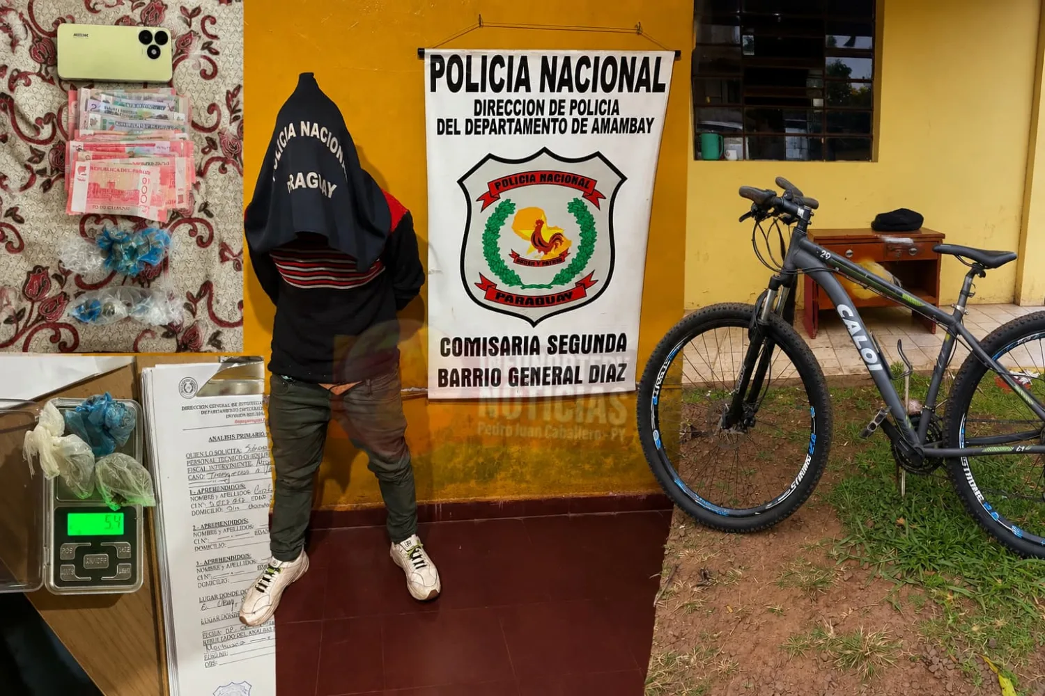 Cae presunto microtraficante con dosis de crack y marihuana durante patrulla policial en Pedro Juan