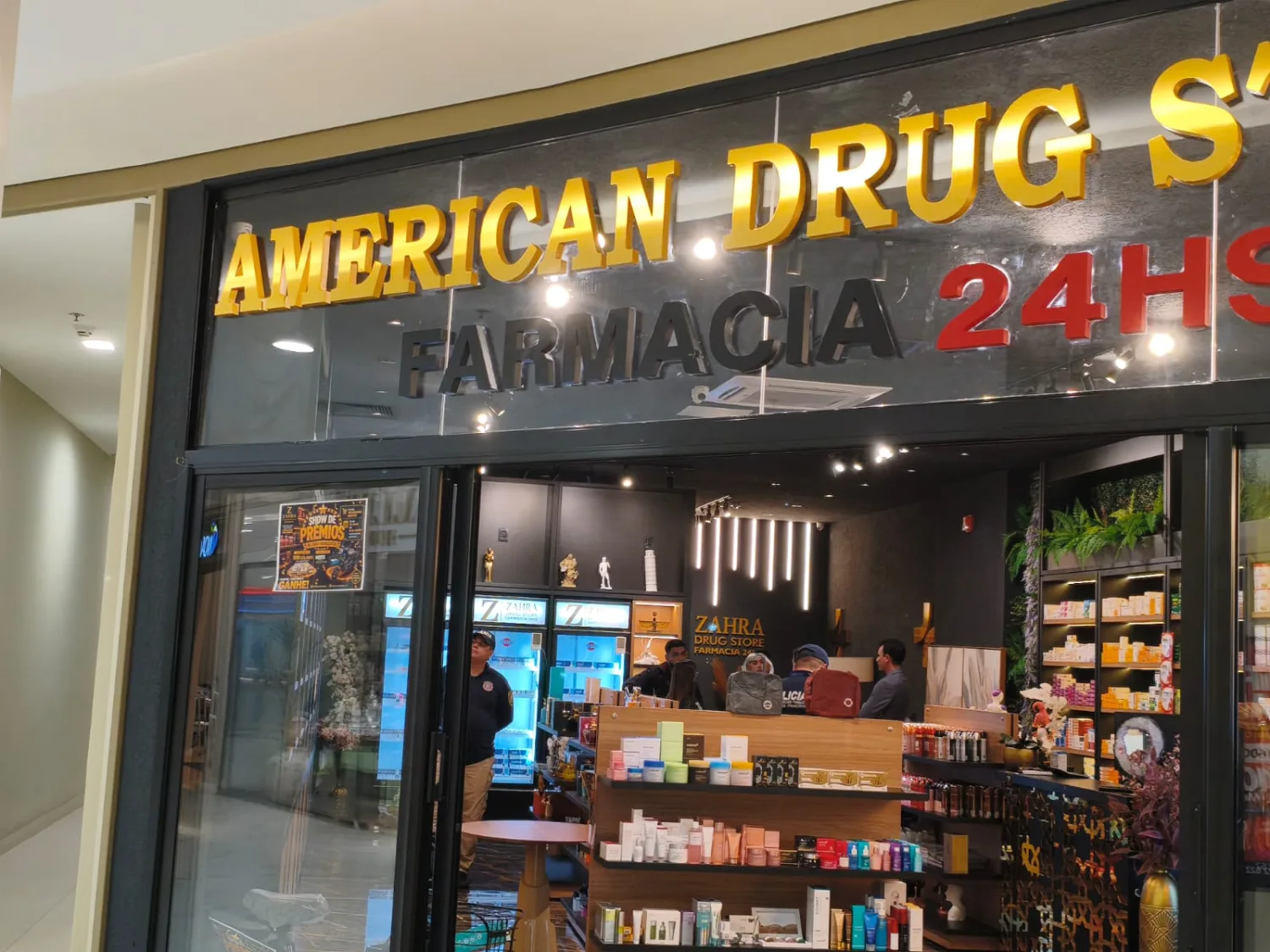 Allanan farmacia en shopping de Pedro Juan Caballero tras operativo contra presunto laboratorio clandestino