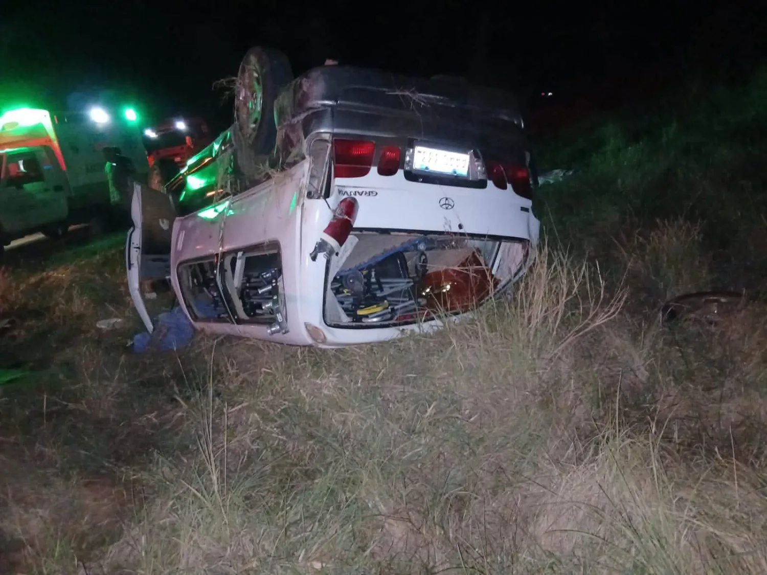 Tragedia en la PY05: mujer muere tras vuelco de ambulancia que trasladaba el féretro de su madre