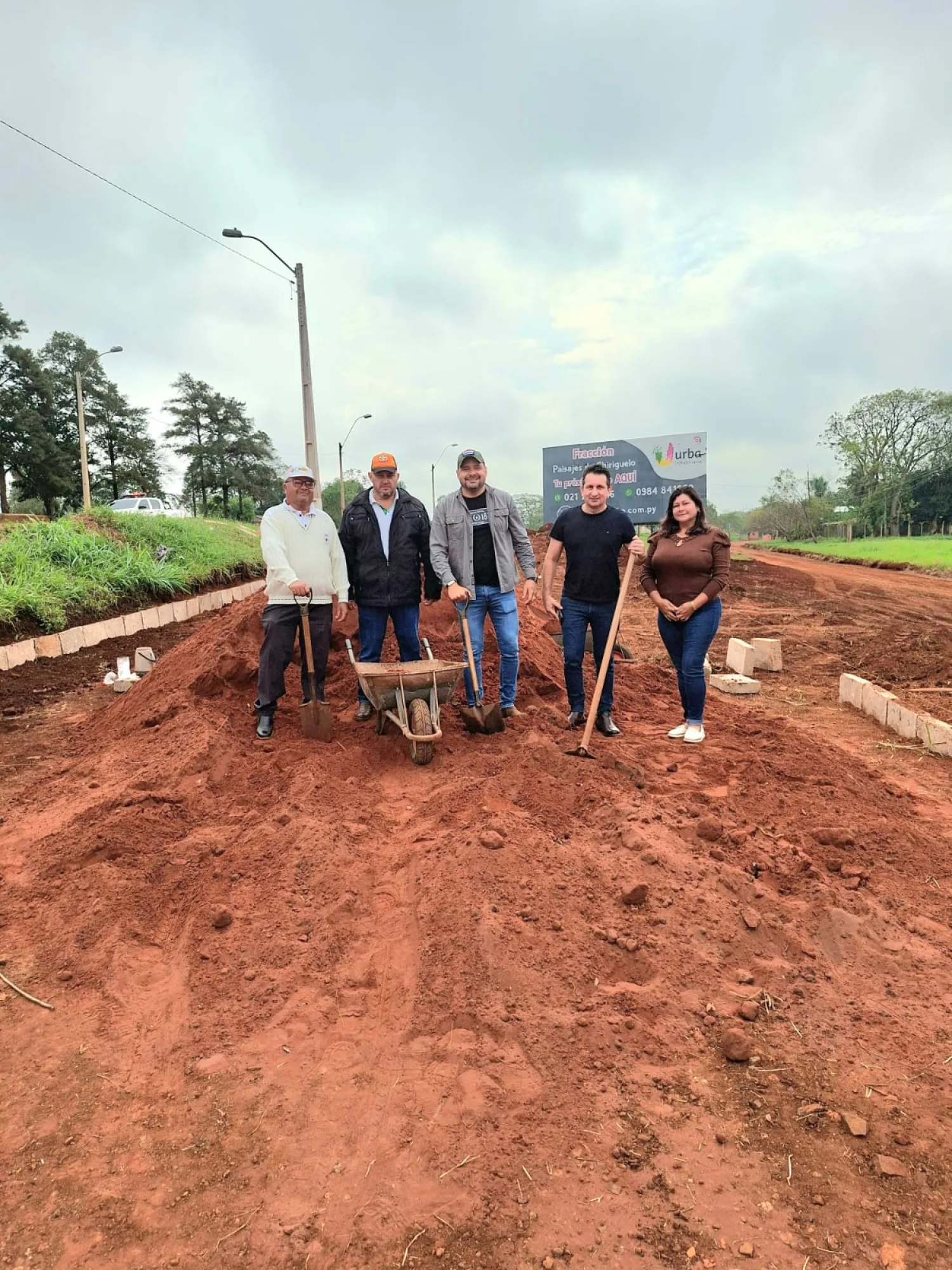 Wilfrido Figueredo acompaña inicio de obra de empedrado en San José de Chirigüelo