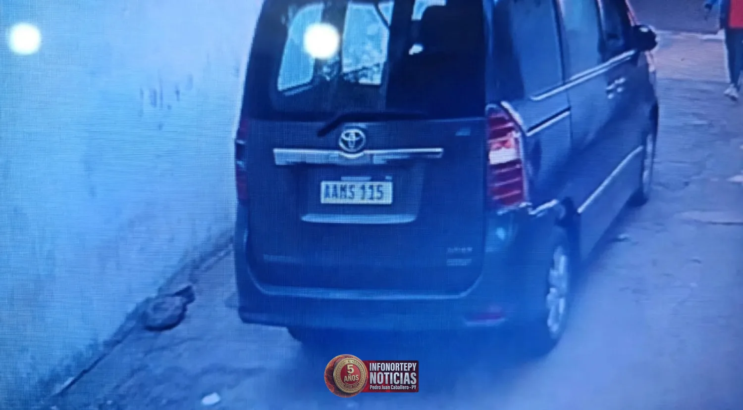 Grupo armado asalta vehículo de transportadora y se lleva mercaderías en Pedro Juan