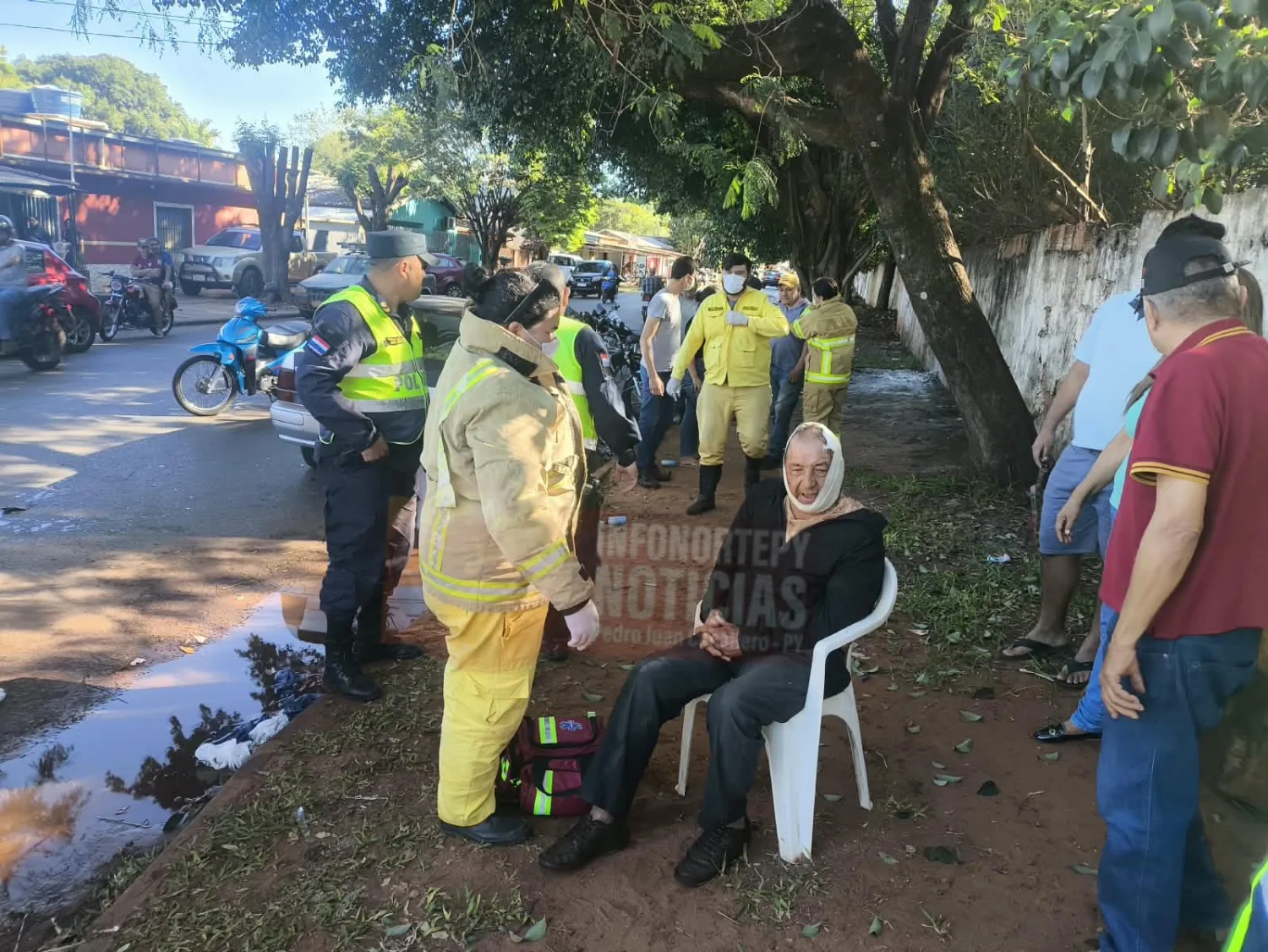 Dos motociclistas resultan heridos tras accidente en Pedro Juan