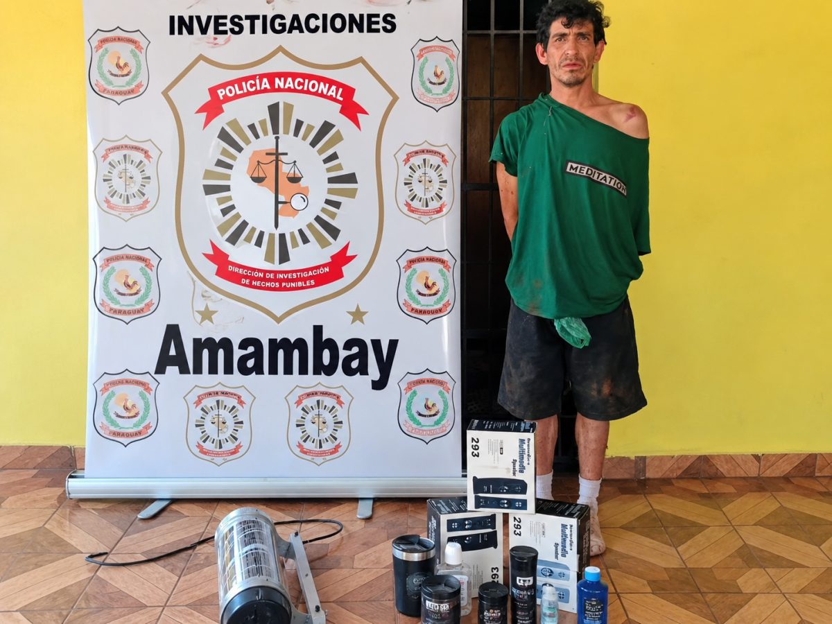 Capturan a sospechoso de robar en la Peluquería durante la madrugada en PJC