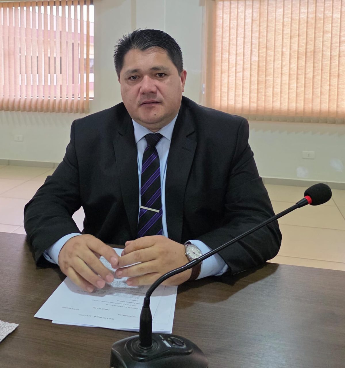 Ivo Lezcano destaca aprobación de obras y reclama ejecución de proyectos para los barrios de Pedro Juan