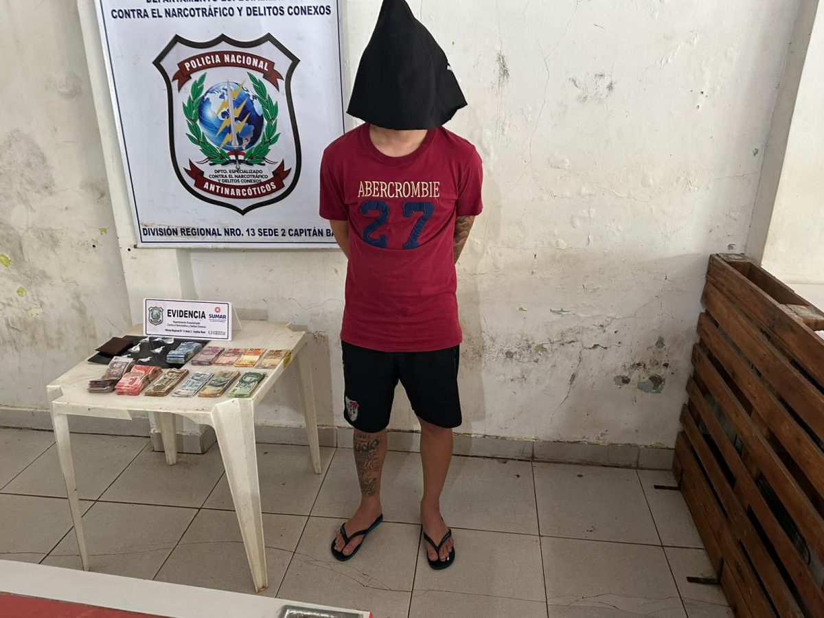Detienen a joven brasileño e incautan dosis de cocaína durante allanamiento en Capitán Bado