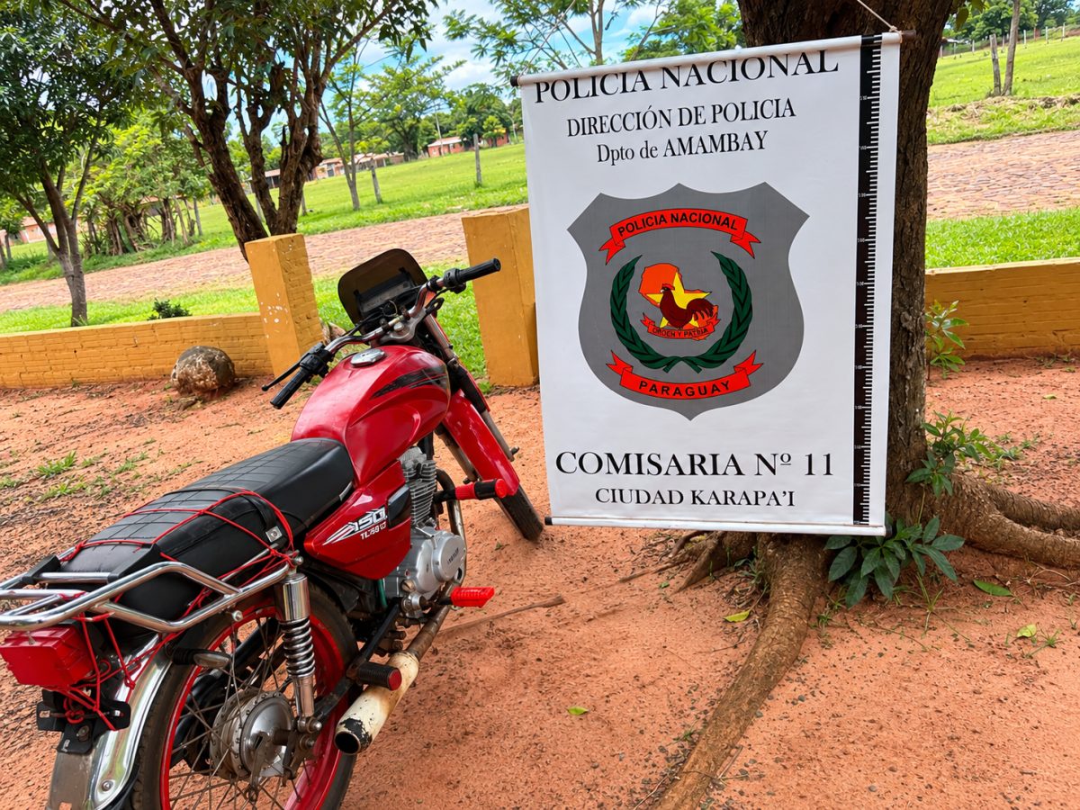 Policía incauta motocicleta por ruidos molestos durante control preventivo en Karapaí