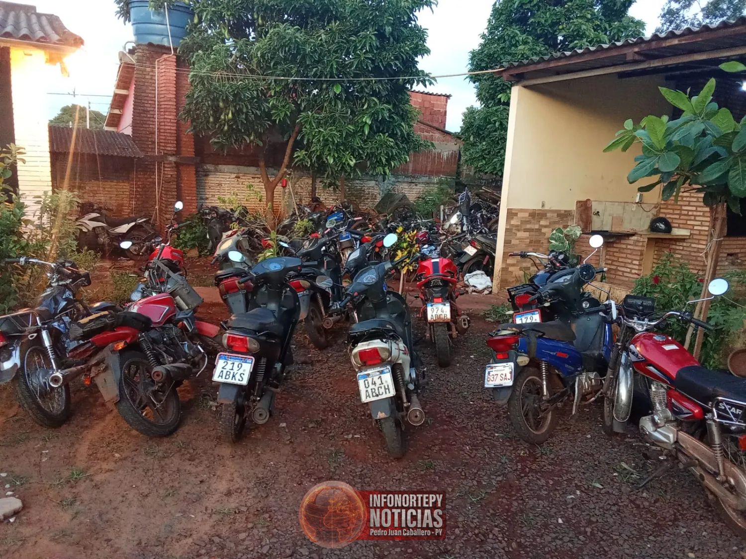 Incautan 12 motocicletas abandonadas durante operativo en Pedro Juan