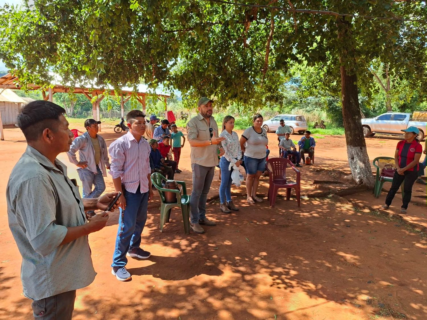 Intendente de Cerro Corá reafirma compromiso con comunidad indígena Pindó-Jaguatí