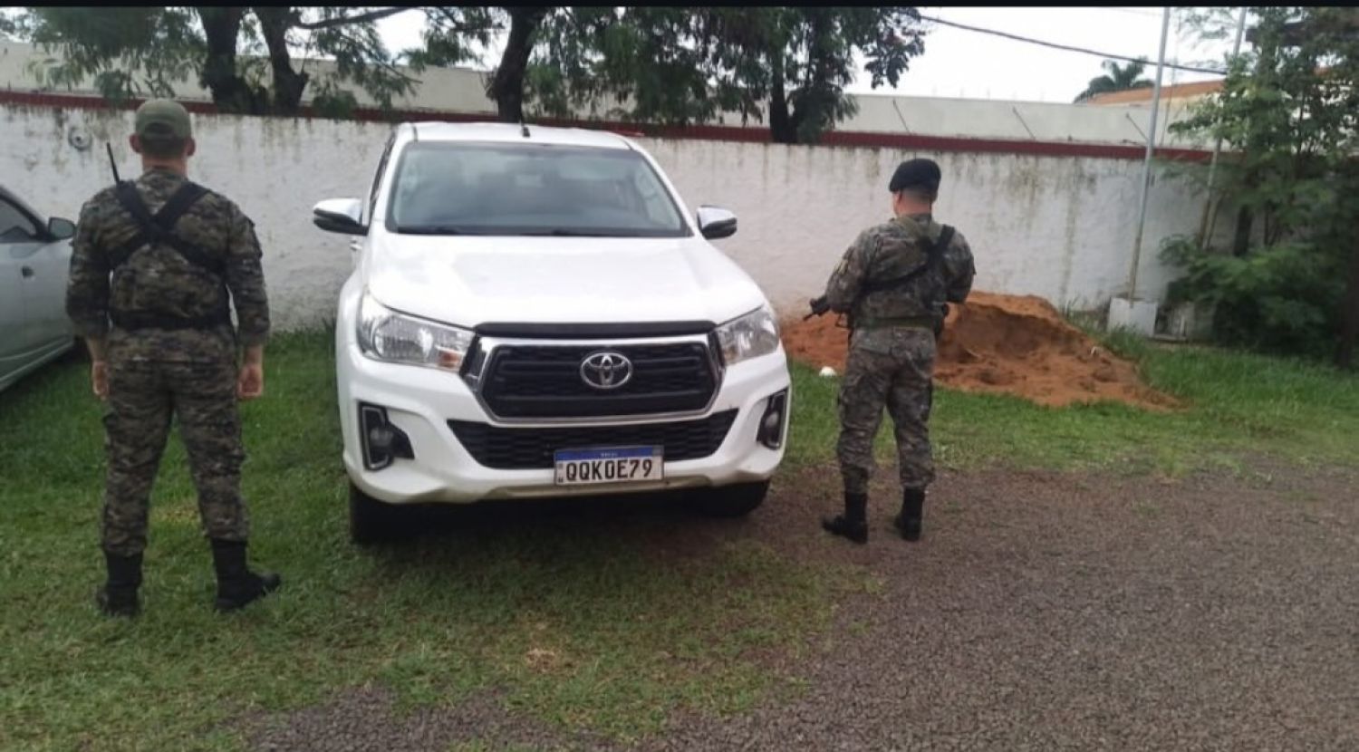 Recuperan camioneta robada en Brasil tras persecución en Pedro Juan