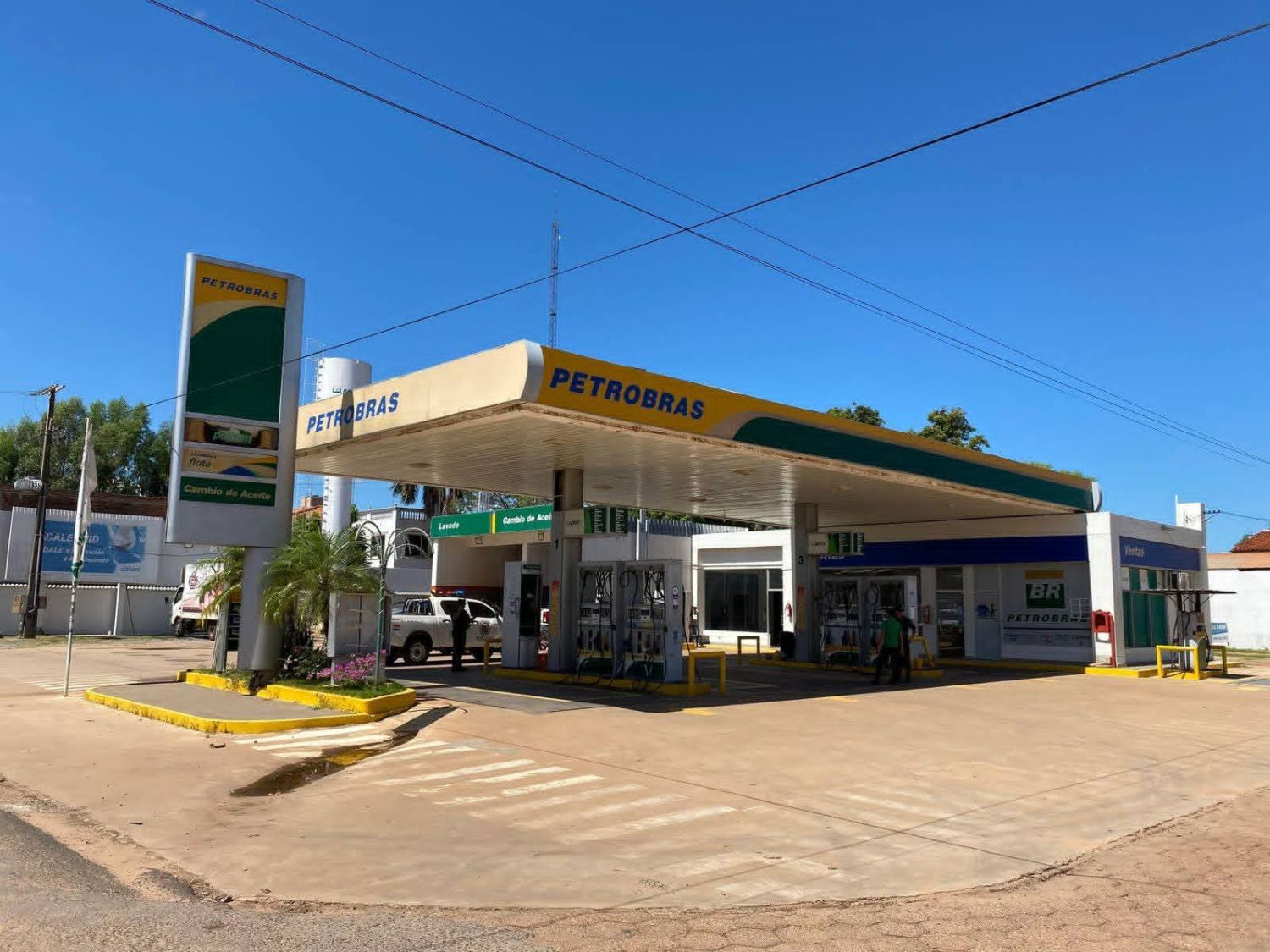 Niña de 3 años fallece tras caída de estructura metálica en estación de servicio en Concepción