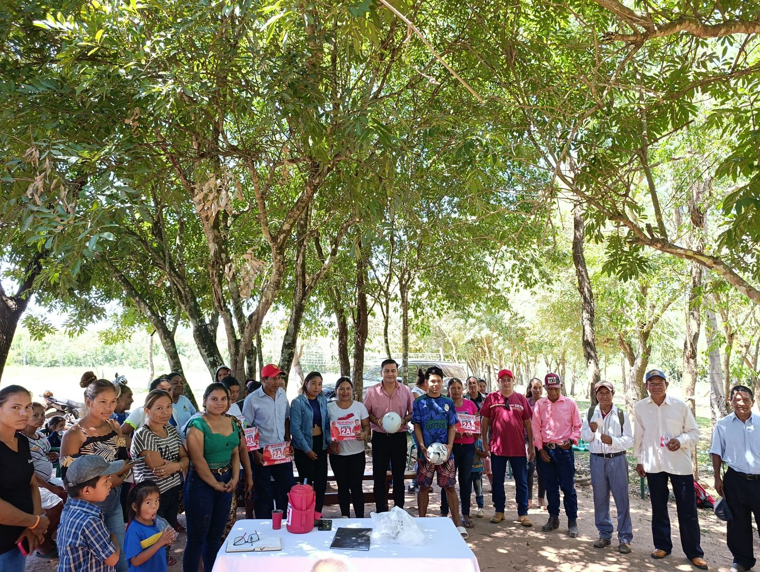 Asunción Arévalos recibe respaldo total de comunidad indígena Pirary