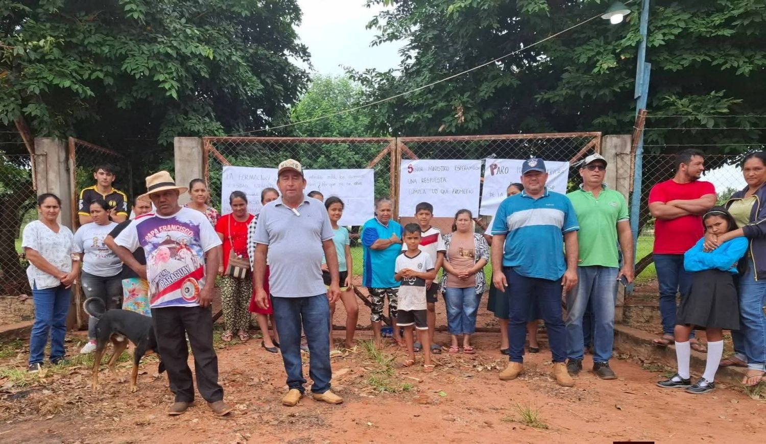 Karapa’i: padres protestan por falta de rubros y no inician las clases